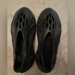 Adidas Yeezy Foam Runners Size 8